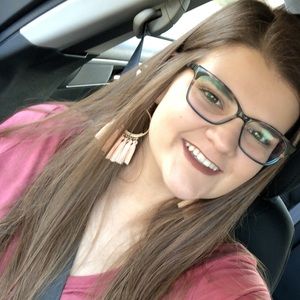 Meet your Posher, Jacinta